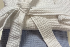 Nid d abeilles : blanc ou bleu